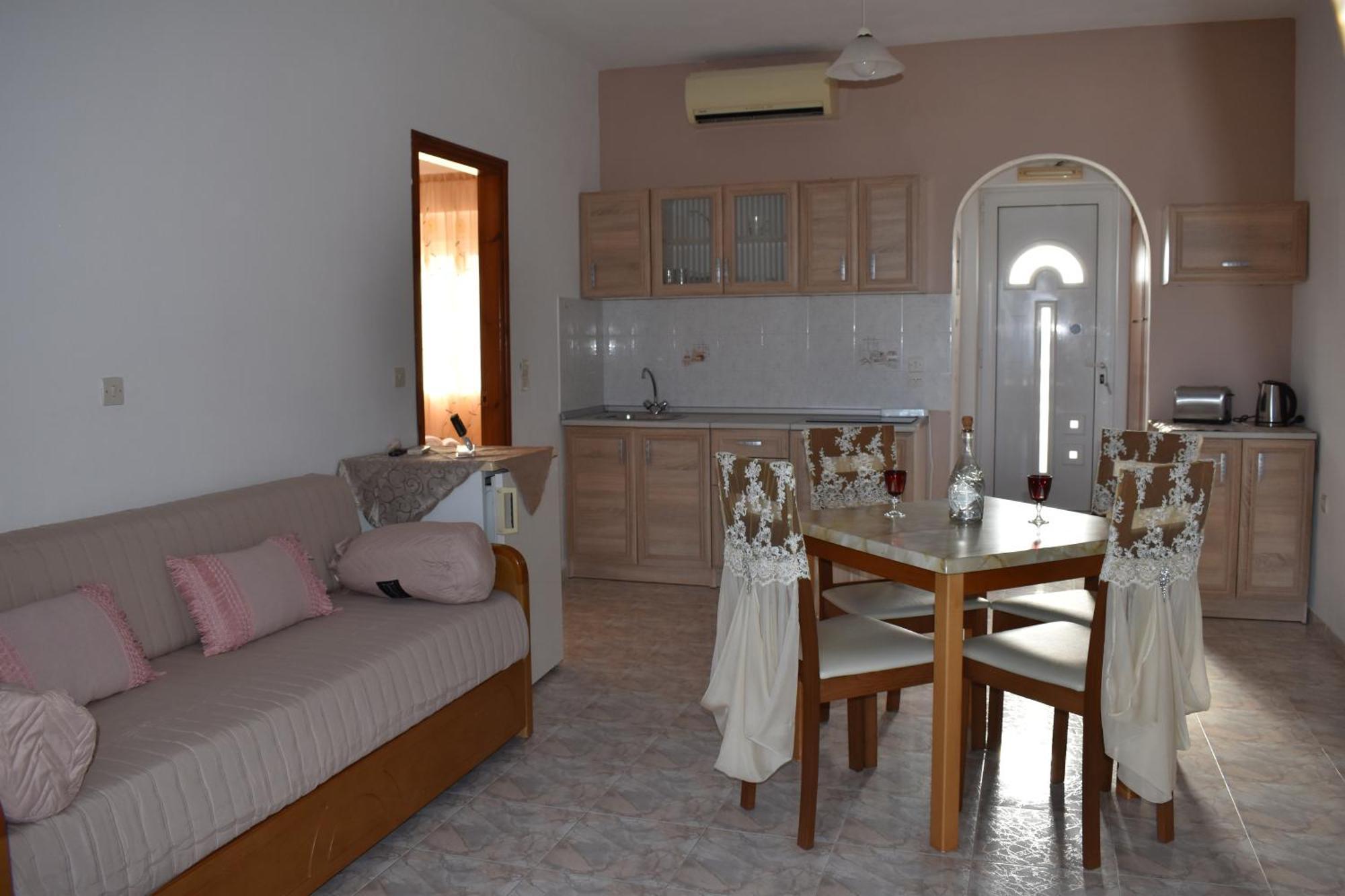 Xenios Zeus * Karpathos Town (Pigadia)